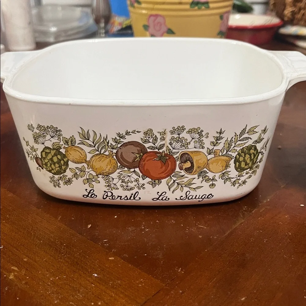 2 Vintage Corningware Spice O' Life A-1-B, 1 1/2 and 1 quart casseroles No lids